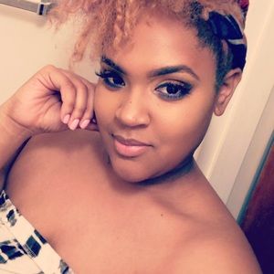 Meet your Posher, Britany